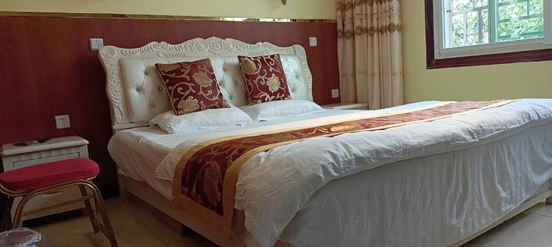 汉源枣子林民宿