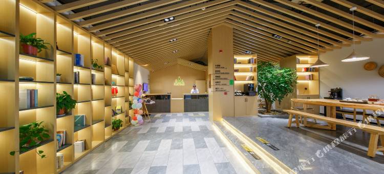 猫山屋智慧酒店(常州中华恐龙园店)图片
