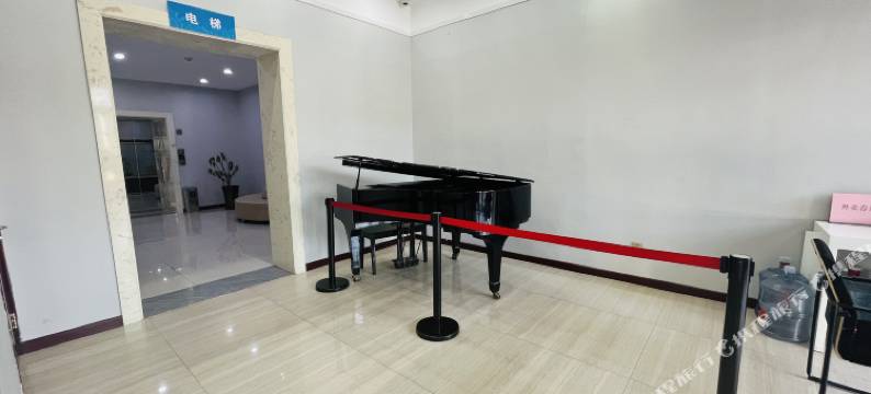 新华大酒店(太原火车站店)图片