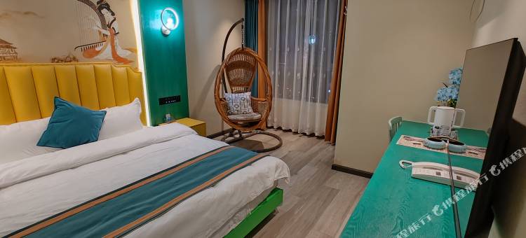 怡来精品酒店(宣威火车站店)图片