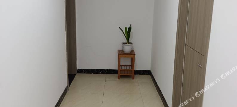 襄阳岸边快捷宾馆图片