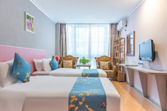 宽境酒店(雅安318国道廊桥店)