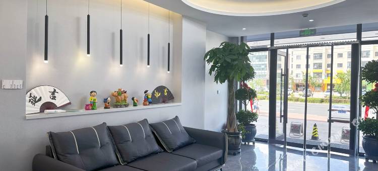 蓝日宾馆(延吉体育馆高铁站店)图片