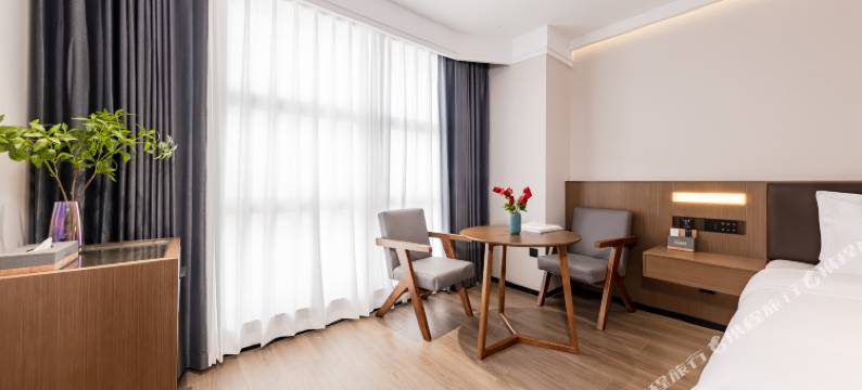 曼哈顿酒店(昆明新螺蛳湾新亚洲体育城地铁站店)图片