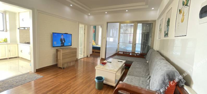 兰雅民宿(凌河夜市大润发店)图片