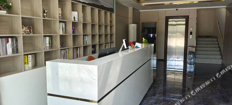 艺龙瑞云酒店(西乌珠穆沁旗巴彦花店)图片