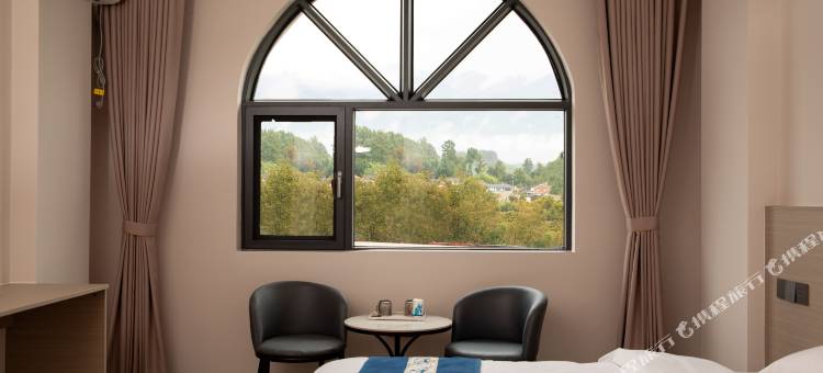 腾冲腾泸宾馆图片