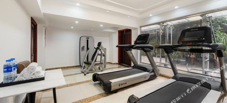 峨眉山熊猫王子酒店(峨眉高铁站店)图片