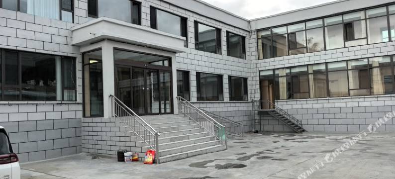 阳春宾馆(扎古录镇店)图片