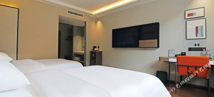 亚悦酒店(野三关乾峰广场店)图片