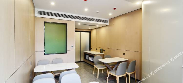 都市花园酒店(喀什北湖公园店)图片