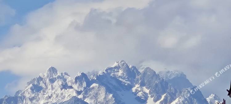 VillaHoliday一墅全屋智能酒店(丽江古城店)图片