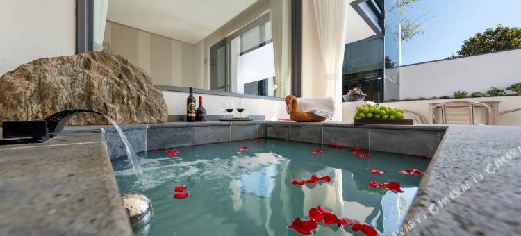 火山云海温泉假日民宿图片