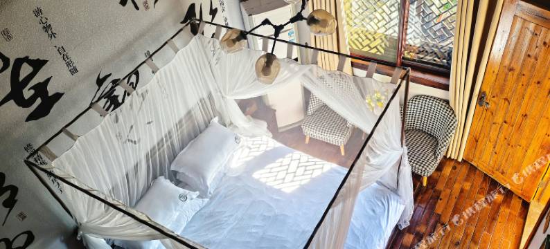 竹舍精品民宿(莫干山庾村广场店)图片