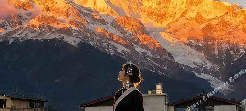 拾野间·Morning Light∣邂逅·纳西花语度假美院(束河古镇店 )图片