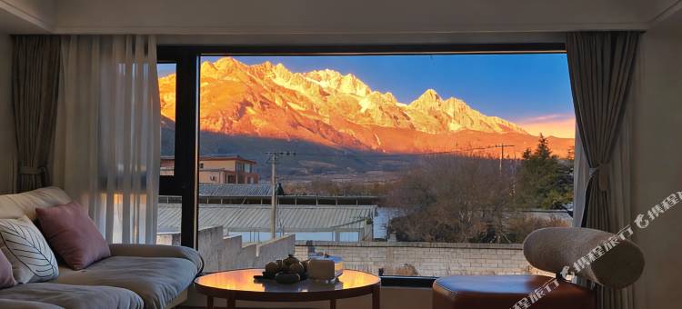 与山与你·观山纪｜原木庭院·雪山全景度假美宿(白沙古镇店)图片