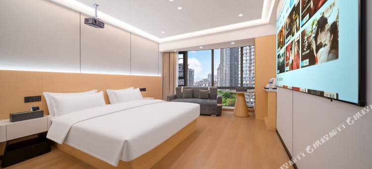 重庆·云仟|Vista观景·多元素影音美宿(解放碑步行街洪崖洞店)图片