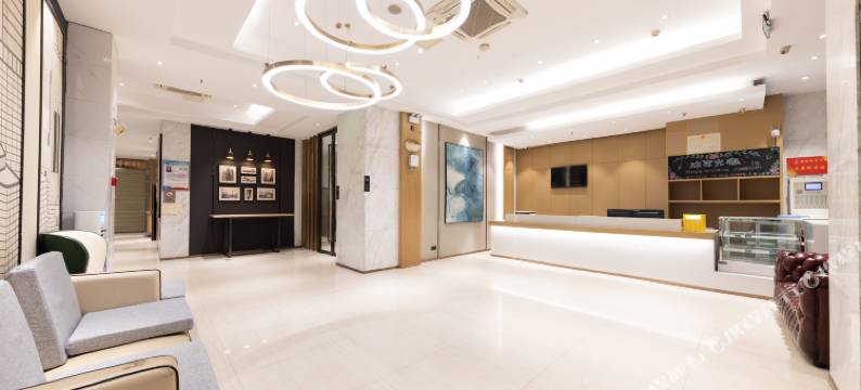 麗濠·逸居酒店(武汉五环体育中心店)图片