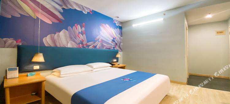 派酒店(昆山友谊医院青阳南路店)图片