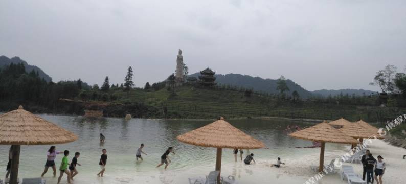 邛崃忆南居山庄图片
