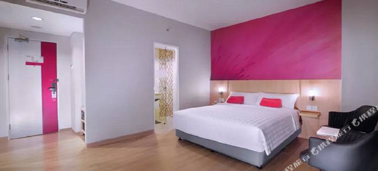 贾巴贝卡芝卡朗菲芙酒店(Favehotel Jababeka Cikarang)图片
