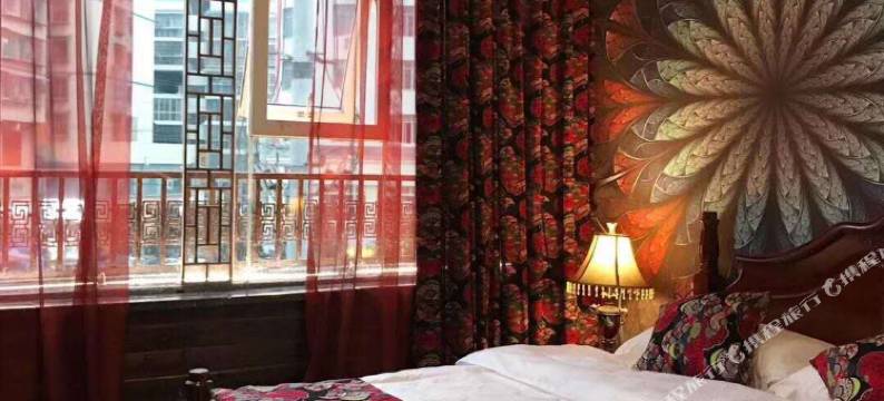 巴中一缕月光客栈图片