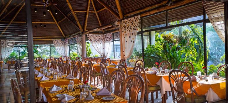 旅客海滩酒店(Travellers Beach Hotel & Spa)图片