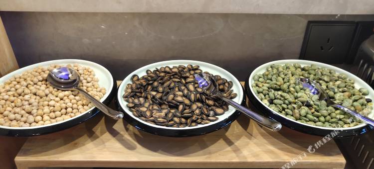 精华雅致酒店(榆林大剧院万达广场店)图片