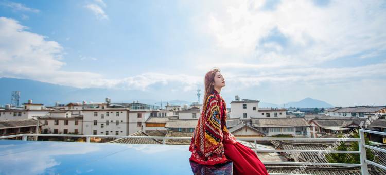 丽江且亭设计师园林客栈图片