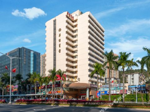 珠海摩尔广场购物攻略,摩尔广场物中心/地址/电话/营业时间【携程攻略