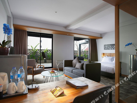 锡卡龙贾巴贝卡巴提卡酒店