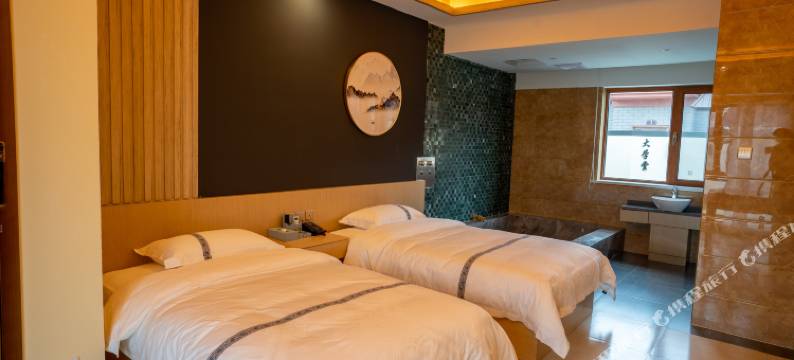 卓远温泉酒店图片