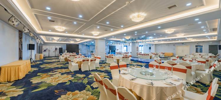 悦兮湖大酒店(九江市体育中心八里湖新区店)图片