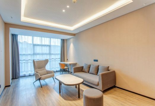 Starway Hotel (Yulin Shenmu Bus Station) Hotel Overview