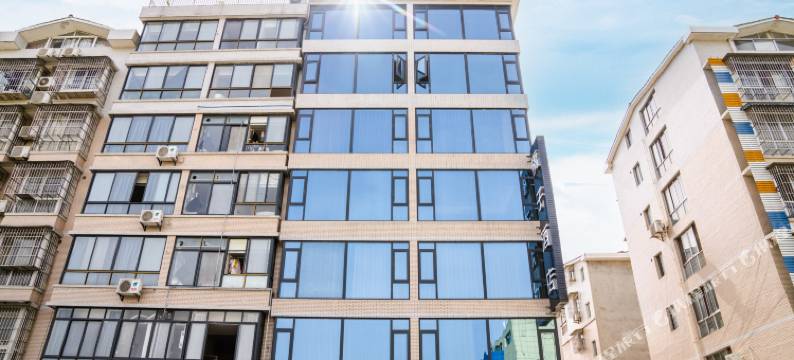 绵阳橘子影院式智能酒店图片