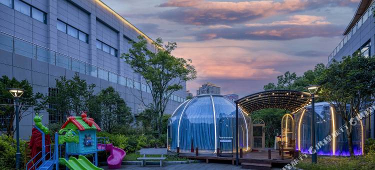 宁波体育宾馆(北仑银泰中河路地铁站店)图片