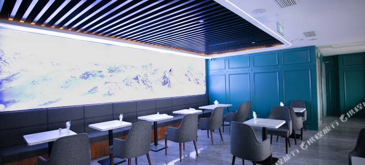 唯雅诺酒店(平原德百店)图片