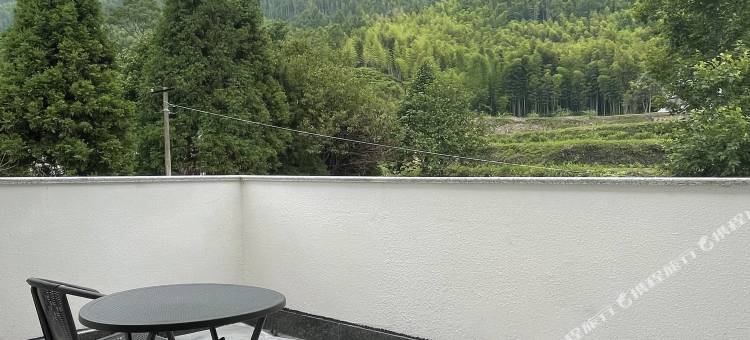 天柱山倾漫山居图片