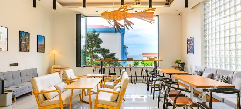 深圳鹭遇·云巅空中花园美宿(海贝湾店)图片