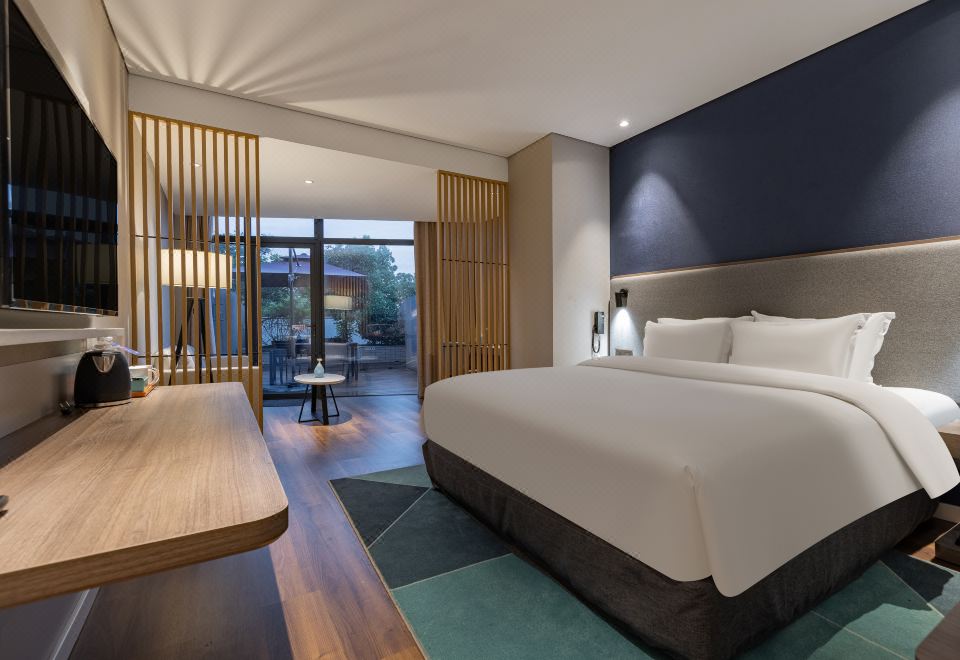 Holiday Inn Express YICHANG RIVERSIDE by IHGHotel Overview