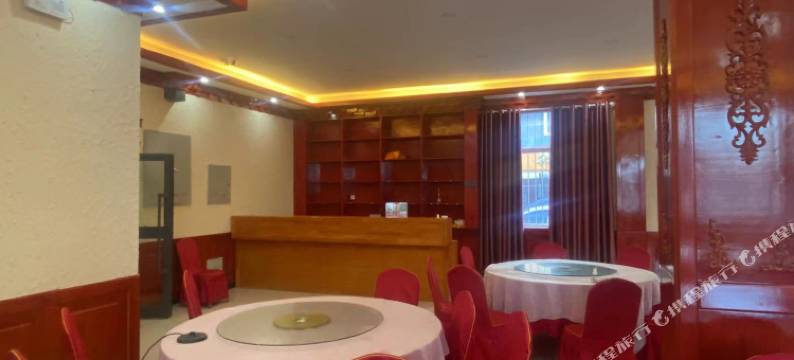 海蓝蓝酒店(黑马河店)图片