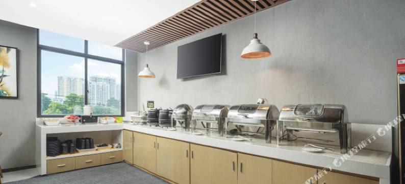 明月湖酒店(广西中医药大学朝阳广场店)图片