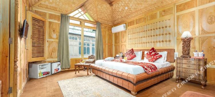 克什米尔王子豪华水上别墅(Prince of Kashmir Luxury Houseboat)图片