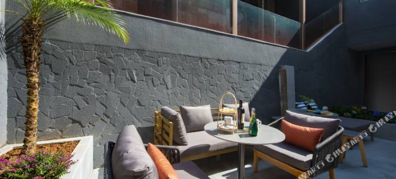 悦宸设计师酒店(庐山牯岭正街索道上站台店)图片