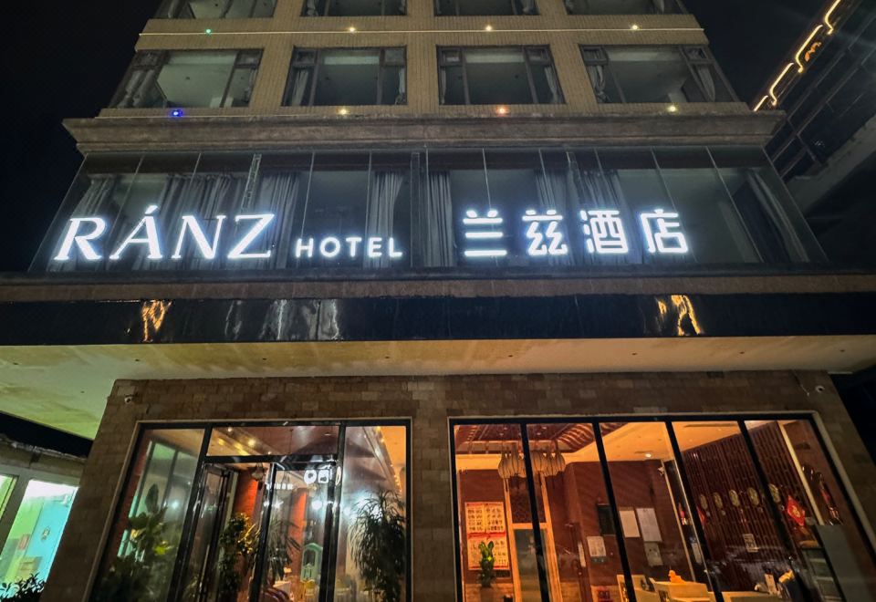  Hotel Overview