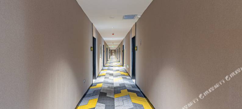 IU酒店(大同西环路大润发店)图片