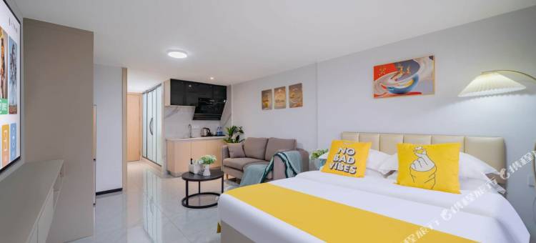 伊你Lftwl·轻奢公寓(金沙洲金铂天地店)图片