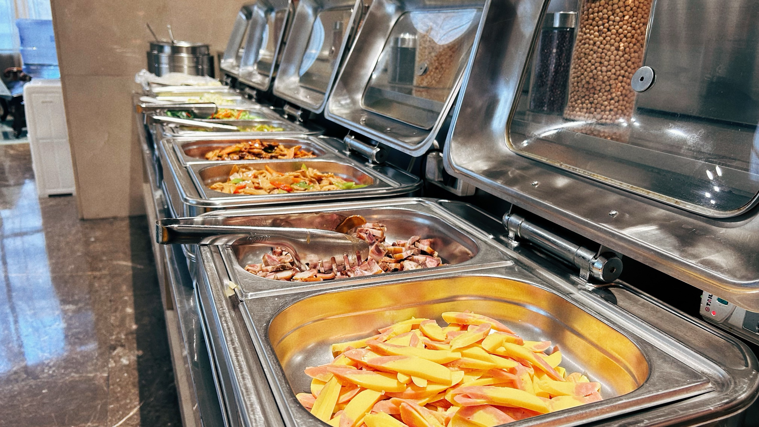 Realon Hotel Over view