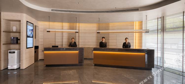 徐州医科大学地铁站和平大道亚朵酒店图片