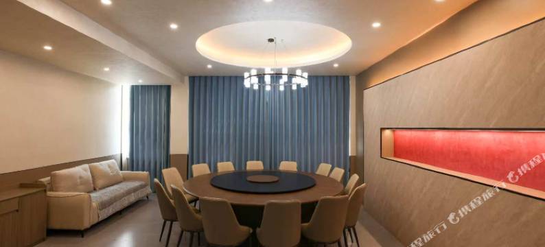 婺源弦婺大酒店(婺源站弦高西湖凼文旅景区店)图片